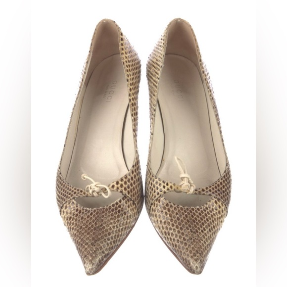 Gucci Shoes - Gucci Women's Tan Snakeskin Pumps 7.5 Used